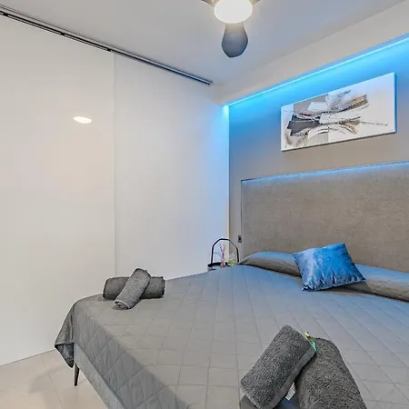 Διαμέρισμα Paraiso Sea Breeze Suite